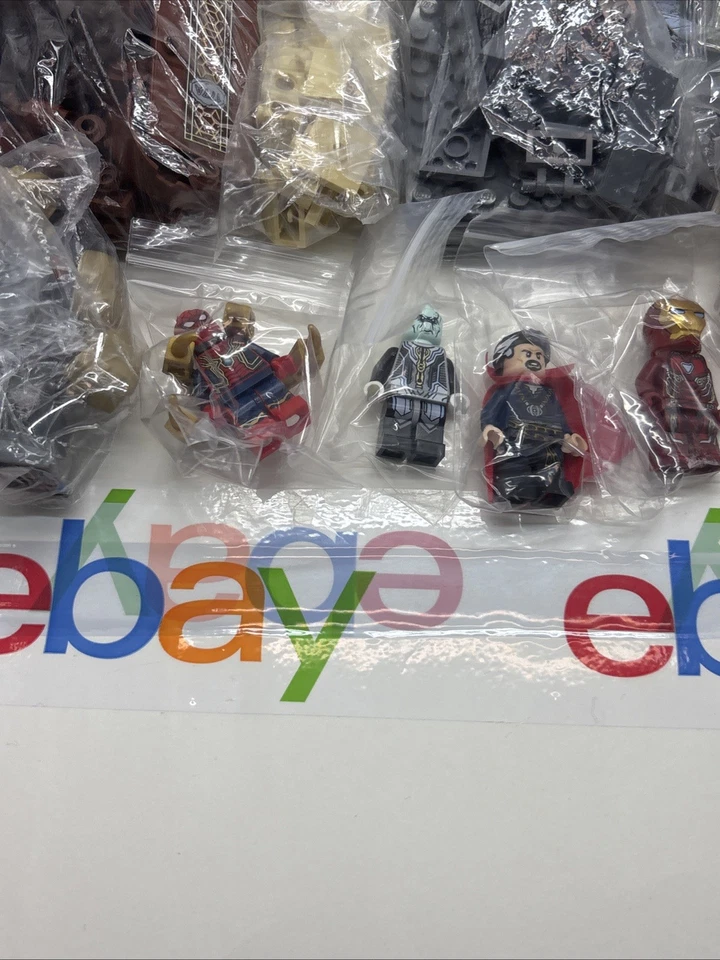 LEGO Marvel: Sanctum Sanctorum Showdown (76108) todas las piezas de construcción; 4 minifiguras Foto 4 de 4