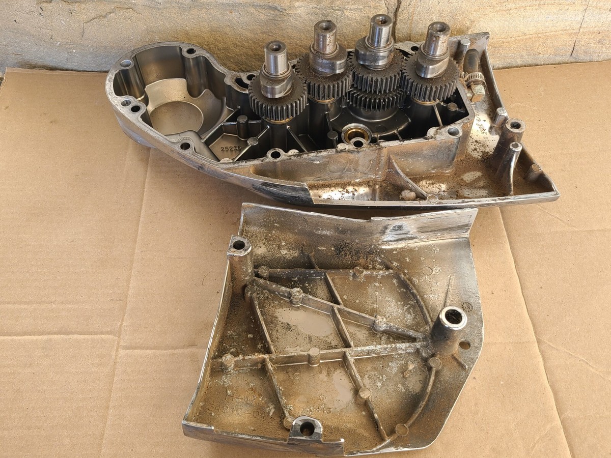 Harley-Davidson 04 Sportster XL1200C Camshaft Cover Chrome 25230