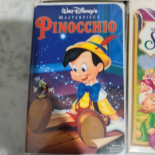 VHS Lot 5 Vtg Tapes Clamshell-walt disney masterpiece collection- Circa 1990’s - Picture 7 of 7
