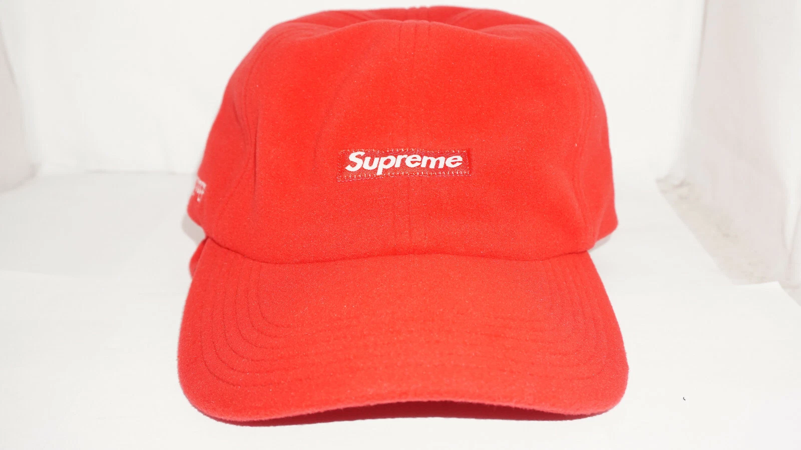 Supreme neuf coupe vent rouge petite boîte oreillette 6 panneaux logo SS20 chapeau