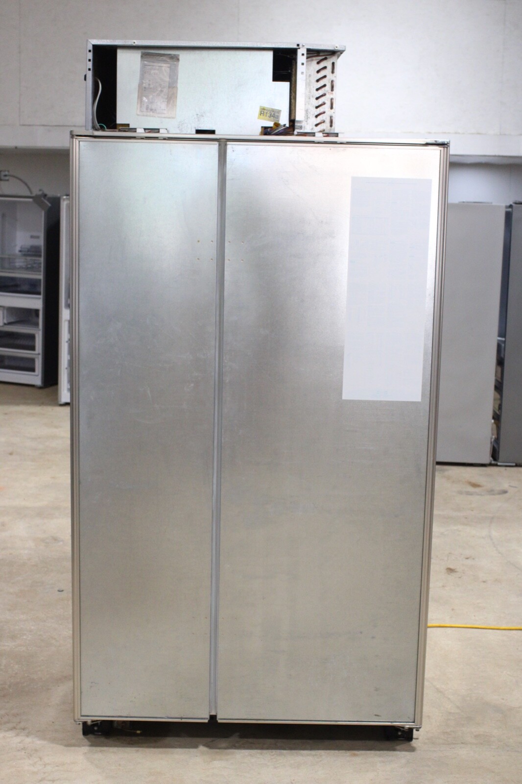 SubZero 642 42" SidebySide Removable Panel Ready Refrigerator VERY