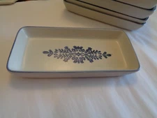 VTG Pfaltzgraff Yorktowne Relish Appetizer Tidbit Tray Dish USA