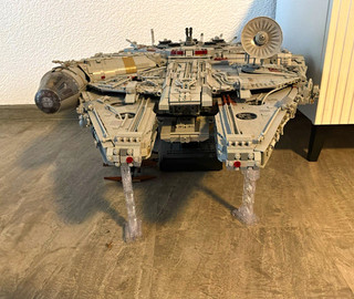 Moulty King Millennium Falcon