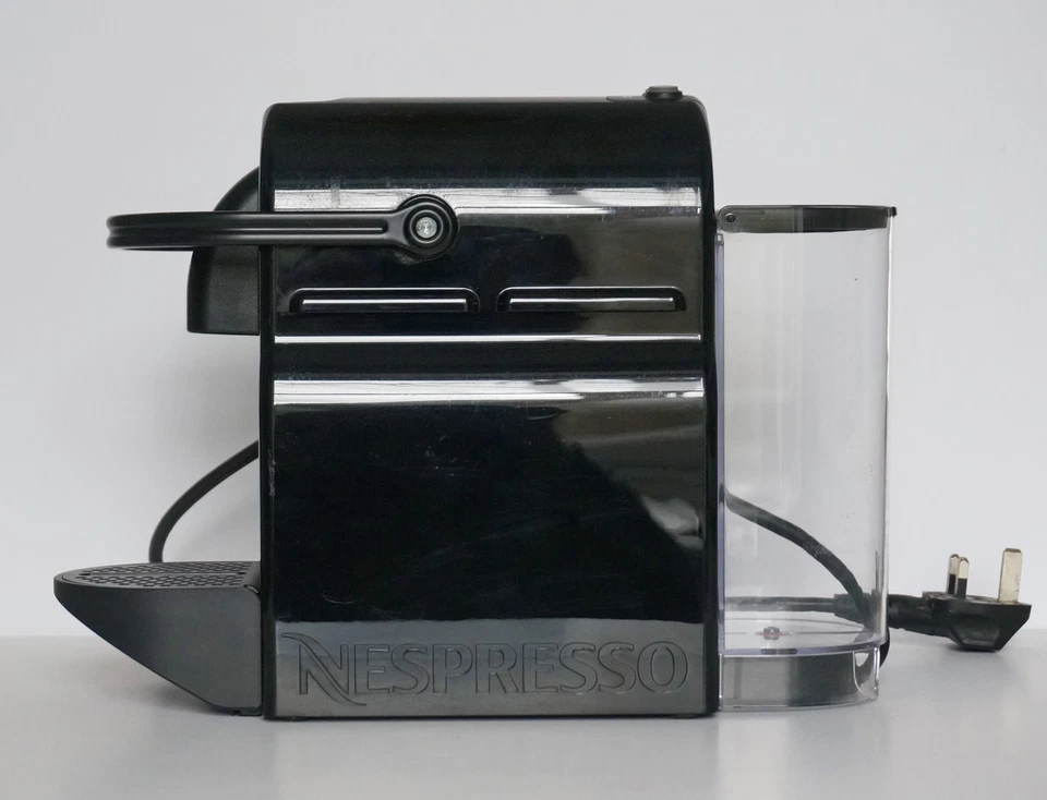 Nespresso Magimix Inissia (M105) Coffee Machine - Black + Instructions - working, photo 4 of 5
