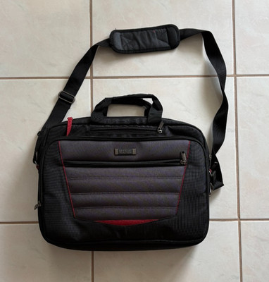 Kenneth Cole Laptop Portfolio 18'' x 14'' x 5''  4 Compartments + 2 Front Pockets