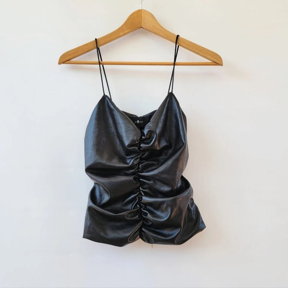 7 适合全人类黑色人造皮革褶皱迷彩 XS 码素食骑手时尚摇杆 — 第 2/4 张图片