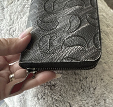 Christian Louboutin, Panettone wallet 