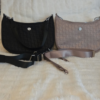 2 Lululemon Crescent Crossbody Bags Zip Adjustable/Detachable Strap Black/Tan