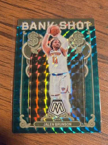Jalen Brunson [Green] #2 2023 Panini Mosaic Bank Shot card