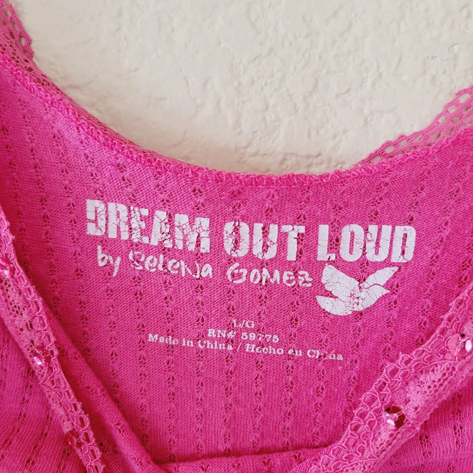 DREAM OUT LOUD Selena Gomez 90s Y2k Pink Lace Tank Size Large Sequin Bow Ribbed - Image 2 of 4