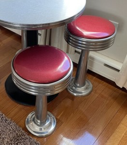 Vintage Vinyl/Chrome Soda Fountain Ice Cream Shoppe Stools (pair), Great Shape!