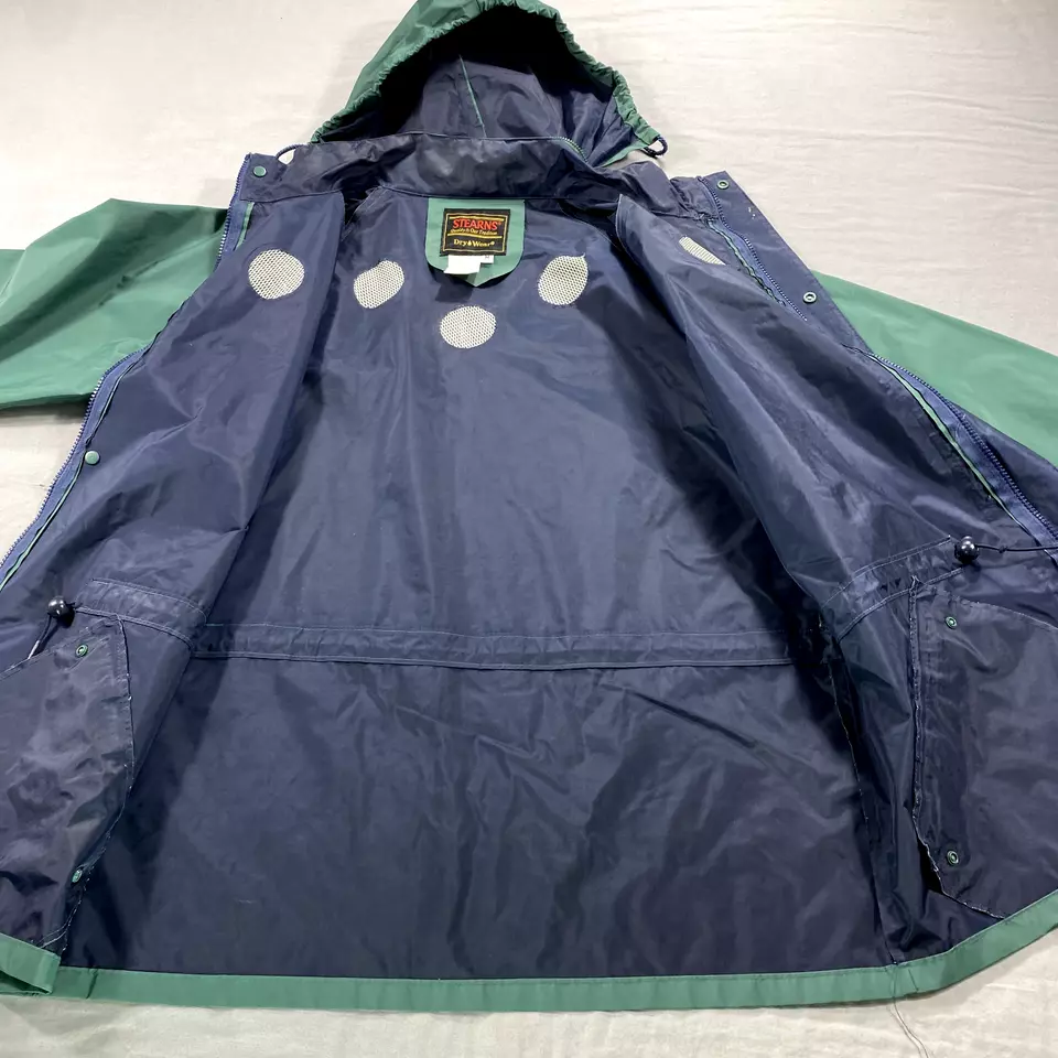 DE COLECCIÓN Chaqueta Stearns Dry Wear Para Hombre Mediana Verde Capucha Abrigo de Lluvia PVC Goma Foto 3 de 4