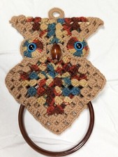 Vtg 70s Crochet Owl Towel Hanger Turquoise Blue Eyes Wood Macrame Bead Nose