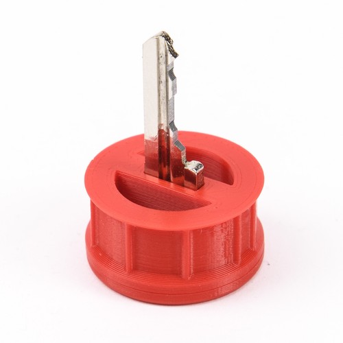 Create Idea 2 Pièces Clé De Rechange Pour Bouchons Adblue DEF Avec Marquage FA11 Pièce De Rechange 334/D7450 Compatible Avec JCB Adblue DEF Le Bouchon