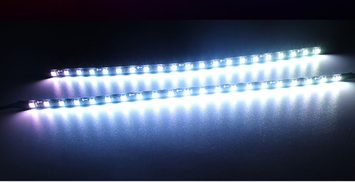 2X Striscia LED RGB per Case PC 5V 3Pin, ASUS AURA,GIGABYTE FUSION,MSI MYSTIC - Foto 12 di 12