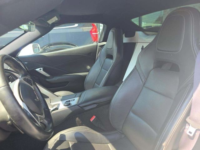 2015 White Chevrolet Corvette   | C7 Corvette Photo 5