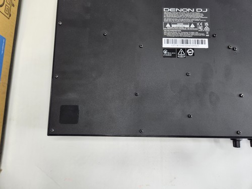 Denon DJ PRIME GO+ Portable DJ Double Deck Controller and Mixer Preowned - Afbeelding 10 van 11