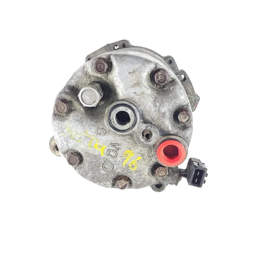 Compresor de aire acondicionado VW SD7V16 1993-99 1H0 820 803 D Jetta Golf Passat descapotable OEM - usado Foto 3 de 4