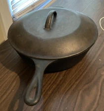 Vintage Lodge Cast Iron Chicken Fryer Deep Skillet No 8 with Lid 10 In Diameter