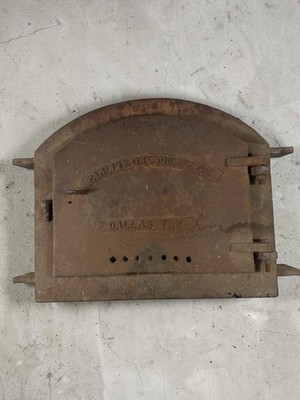 Antique Cast Iron Parlin & Orendorff Co. Dallas Tex Stove Firebox Door
