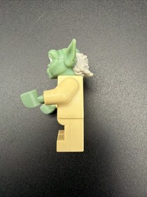 LEGO Star Wars Yoda - Clone Wars, Gray Hair  8018 7964 minifigure No Lightsaber