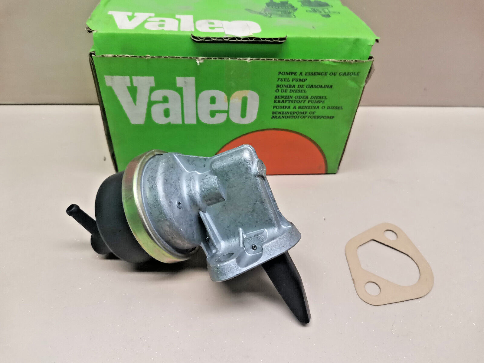 Pompe à essence VALEO 247075 la qualité première monte pour Volvo 240 340 740