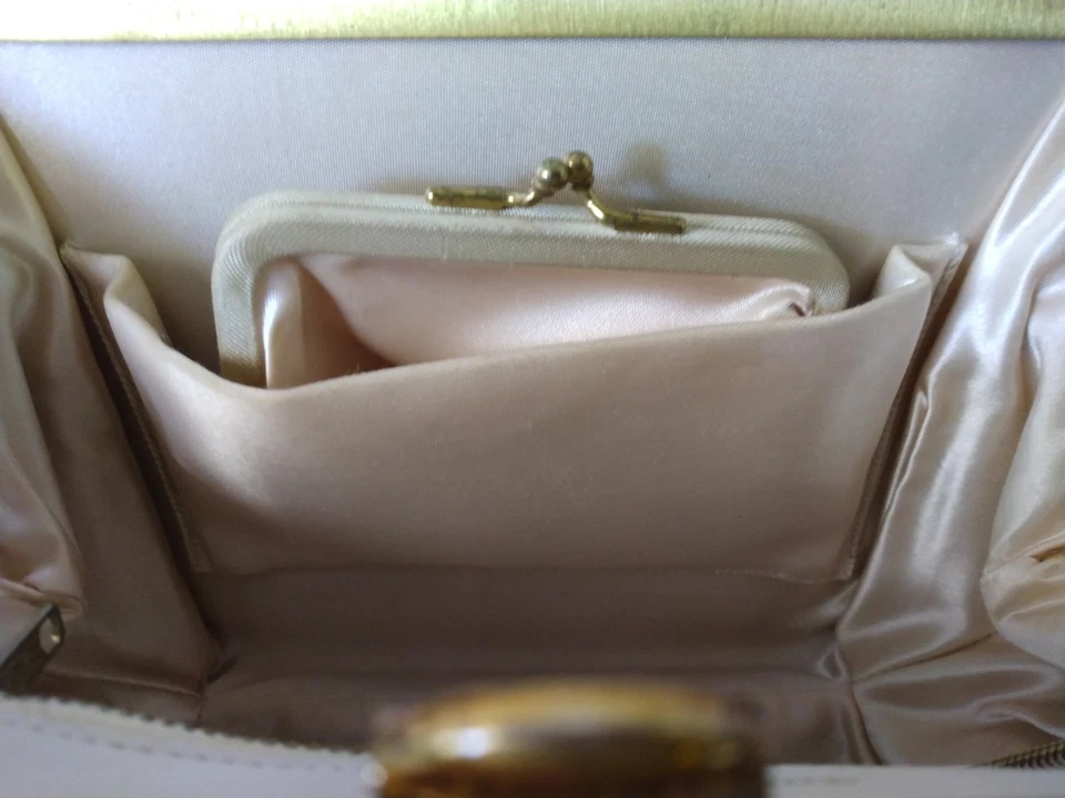 Vintage Andrew Gellar Golden champagne Evening Bag And Miss Aris Formal Gloves - Image 4 of 4