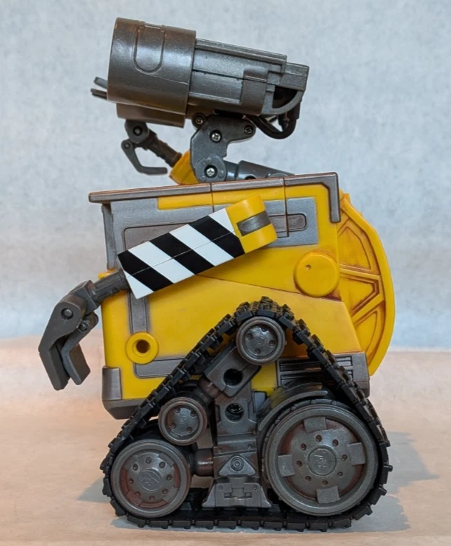 Robot de interacción Disney Pixar Wall-E de Thinkway Toys funcionando Foto 3 de 4