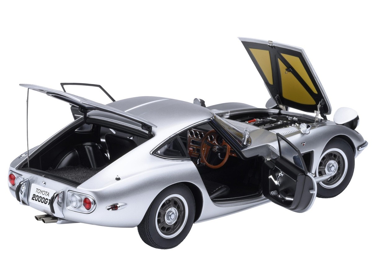 79548 AUTOart 1 18 Toyota 2000GT 1967 Silver model car for sale