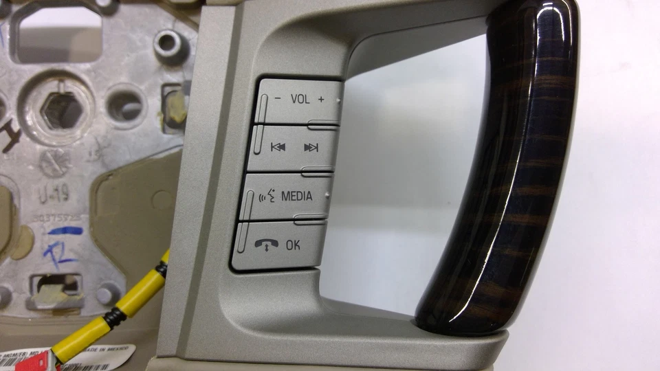 Rueda de navegación Lincoln 2009-2010 ASM 9L7Z3600KA - NUEVA OEM Foto 2 de 4