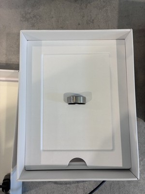 Ultrahuman Ring AIR - Größe 8 Smart Schlaf & Fitness Tracker - Titan 