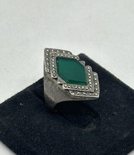 Vintage Sterling Silver, Green Gemstone  Marcasite Ring  7.50gr Size 6.75