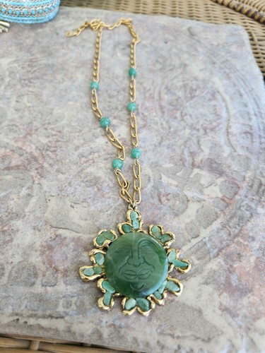 Rare McM Vintage Signed Swoboda Carved Face/Sun Jade Necklace - Picture 3 of 5