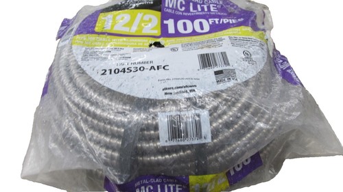 1PC NEW NI SH100-100-FLEX Shielded Cable SH100-100-F 2M 185095-02