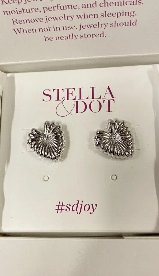Stella Dot Brushed Silver Heart Stud Earrings E3166S