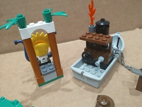 LEGO 7410 Jungle River near complete Missing Minifig & 1pc Dynamite, w/ Manual