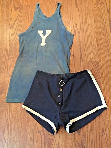 Vintage YALE Bulldogs 1920s Antique 