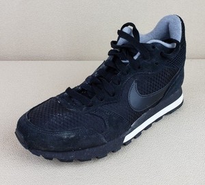 nike md runner trainers ladies