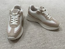 GUESS Barely Beige Trainers UK 6.5 (EU 39.5) **NEW**