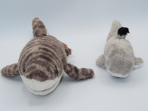 Peluche Tiburón Punta Negra Aurora Eco Nation 14" 2020 - Imagen 6 de 9