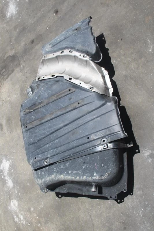 2003 TOYOTA CELICA GAS FUEL TANK Foto 3 de 4