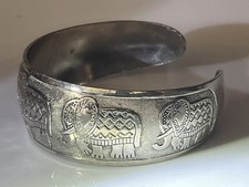 VTG Silver Bracelet Cuff Good Fortune Lucky Elephant Tibet Cuff Bracelet 7” 15g