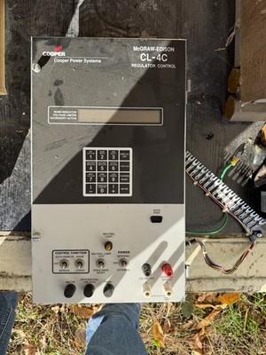 McGraw-Edison CL-4C Voltage Regulator Controller