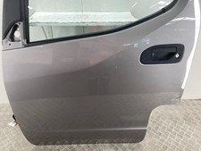 Porte avant et accessoires Nissan NV200