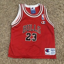 Vintage 90s Champion NBA Chicago Bulls Michae...