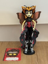 Monster High Luna Mothews Doll With Diary And Including Stand