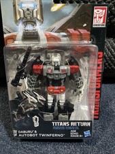 Transformers Generations Titans Return Daburu & Autobot Twinferno  Deluxe