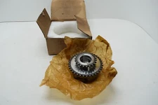 Intake Engine Variable Valve Timing (VVT) Sprocket Camshaft Adjuster, Open Box
