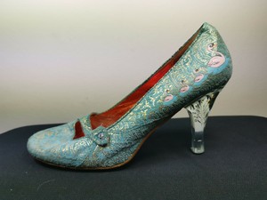 irregular choice swan heels