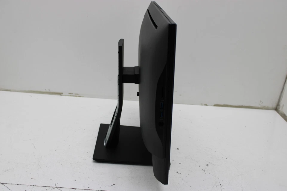 Dell OptiPlex 5250 All-In-One Intel Core i5-7500 4GB DDR4 Ram No HDD - Image 4 of 4